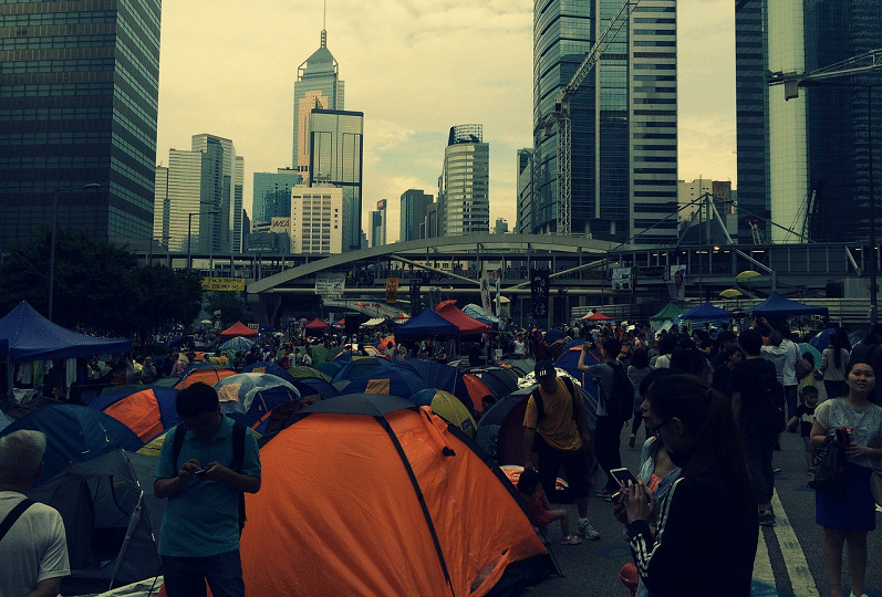 Facebook, Google and Twitter suspend Hong Kong police help amid protests